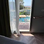 Elia Alacati Çeşme